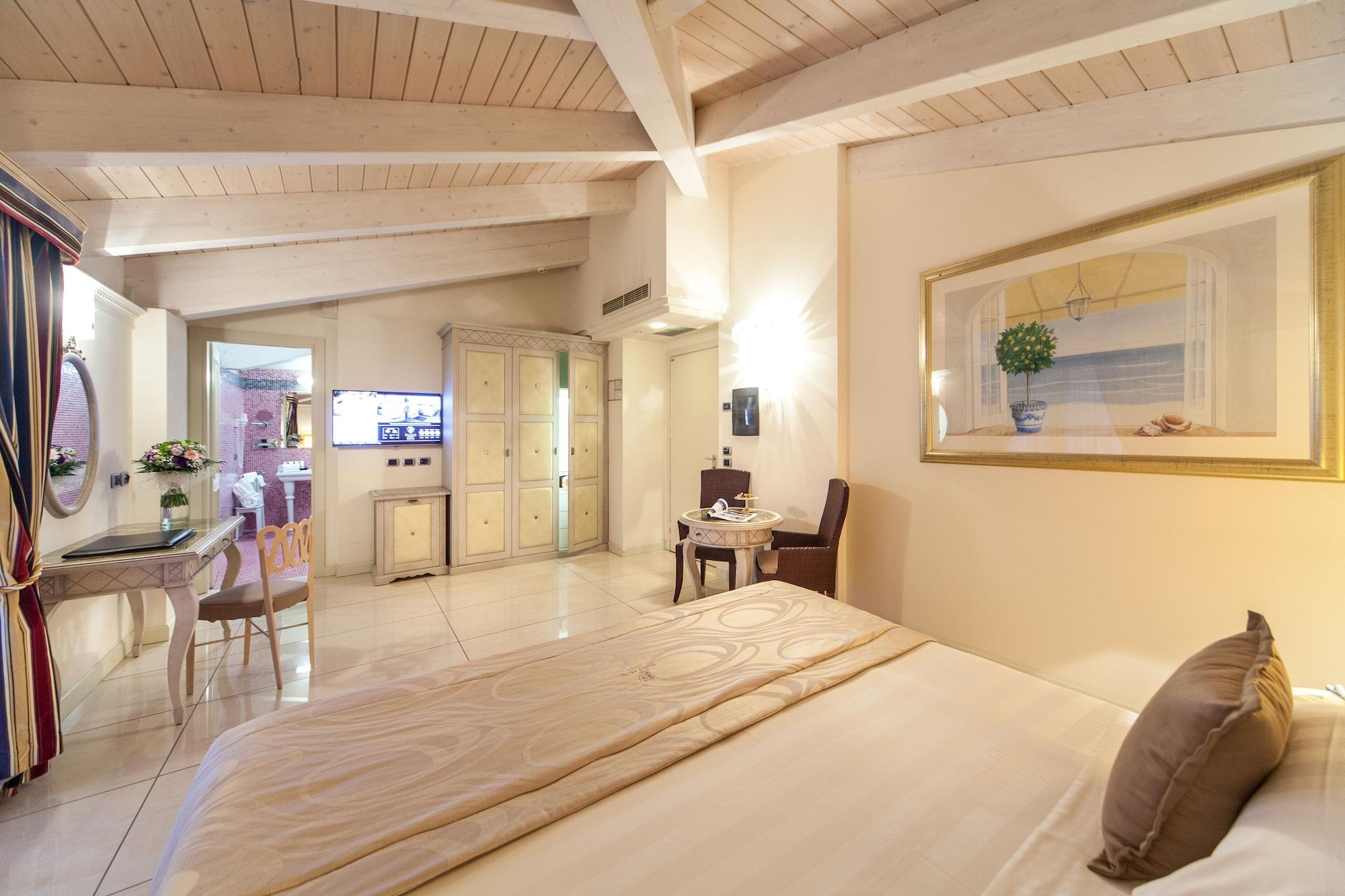 Palace Hotel Milano Marittima Exteriör bild