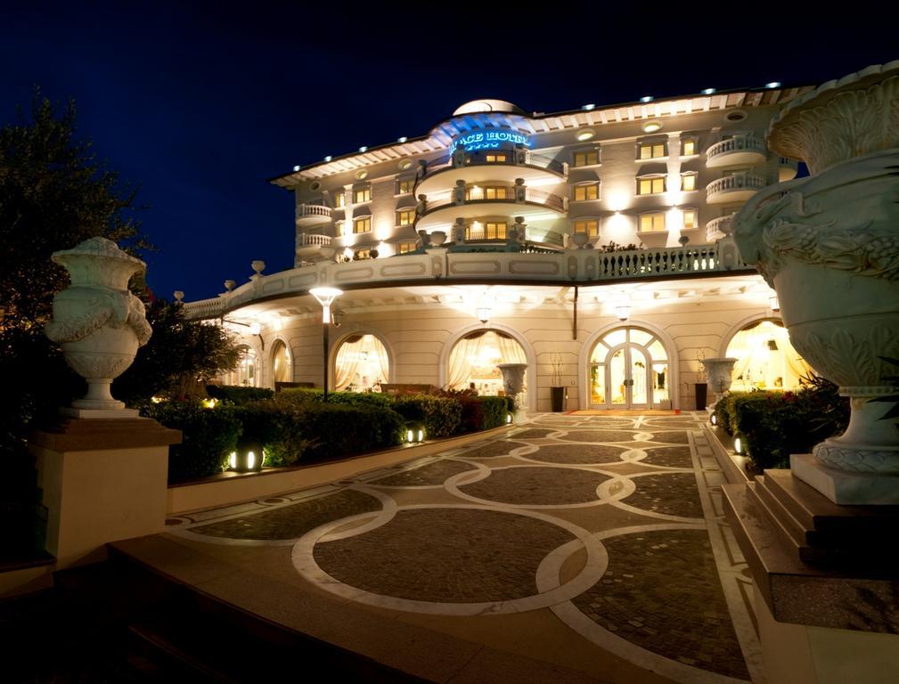 Palace Hotel Milano Marittima Exteriör bild