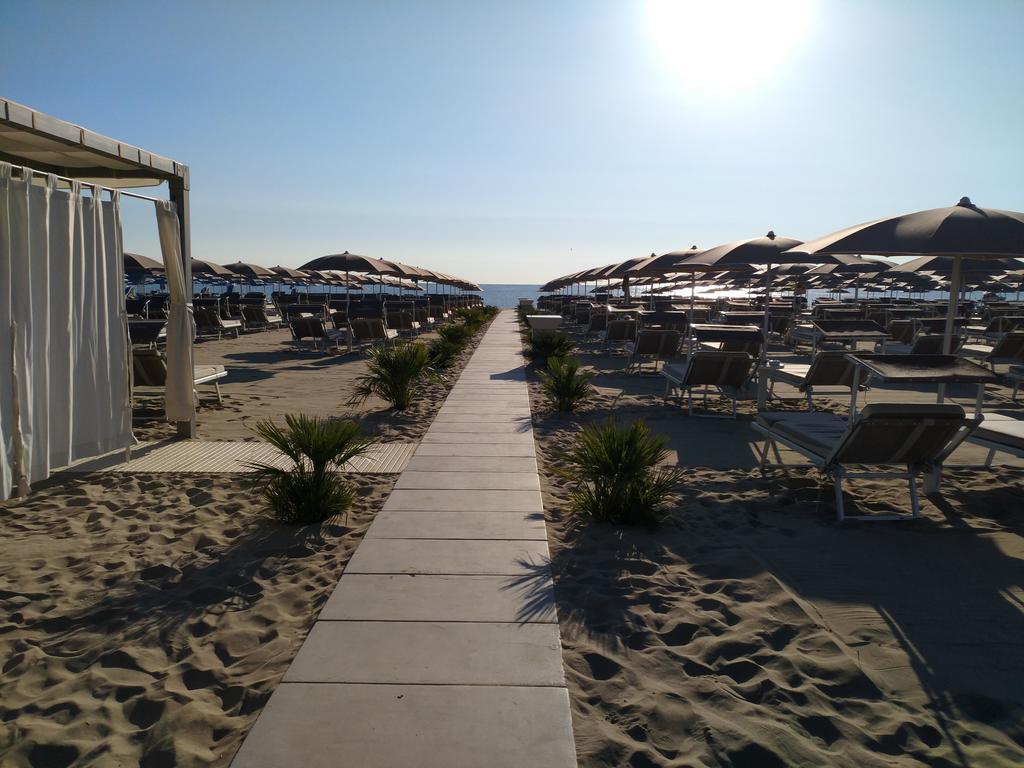 Palace Hotel Milano Marittima Exteriör bild